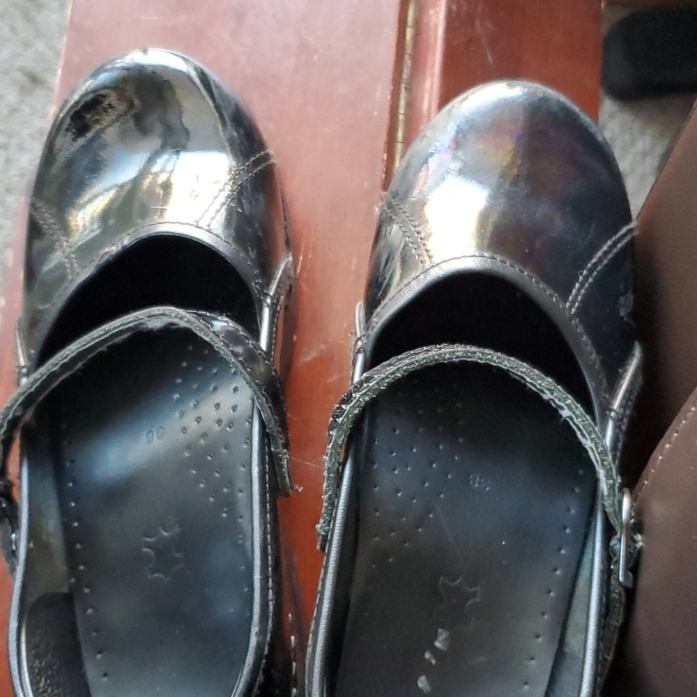 (Petroleum) 38 Dansko